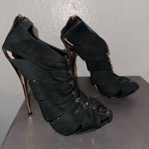 Christian Dior Black Stiletto Size 39!